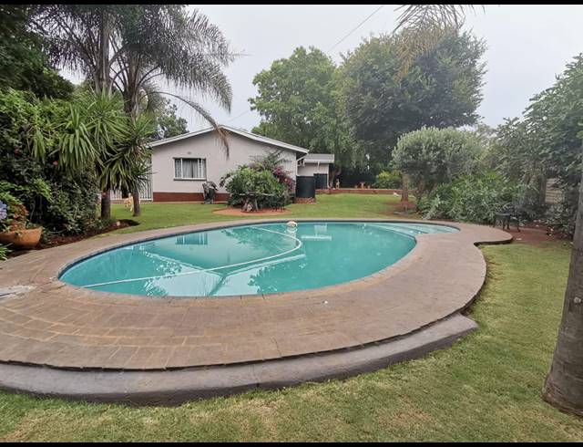 4 BEDROOM HOUSE SOLD IN VALHALLA